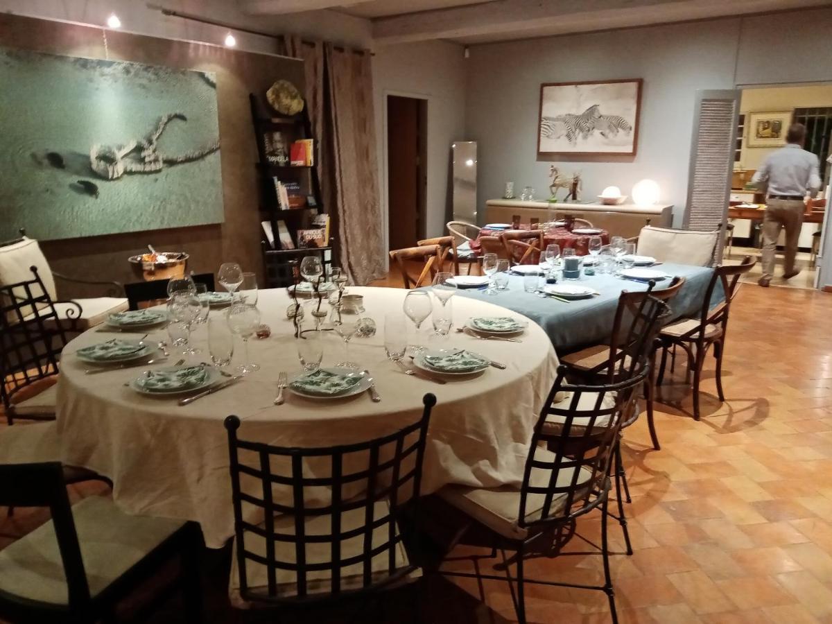 Au Mas Saint Pierre Hotel Pignans Bagian luar foto
