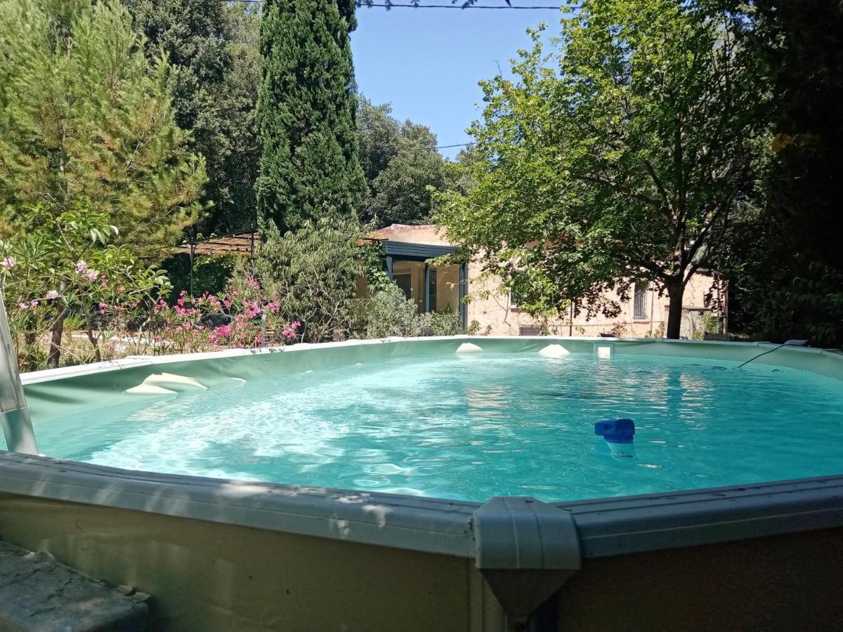 Au Mas Saint Pierre Hotel Pignans Bagian luar foto